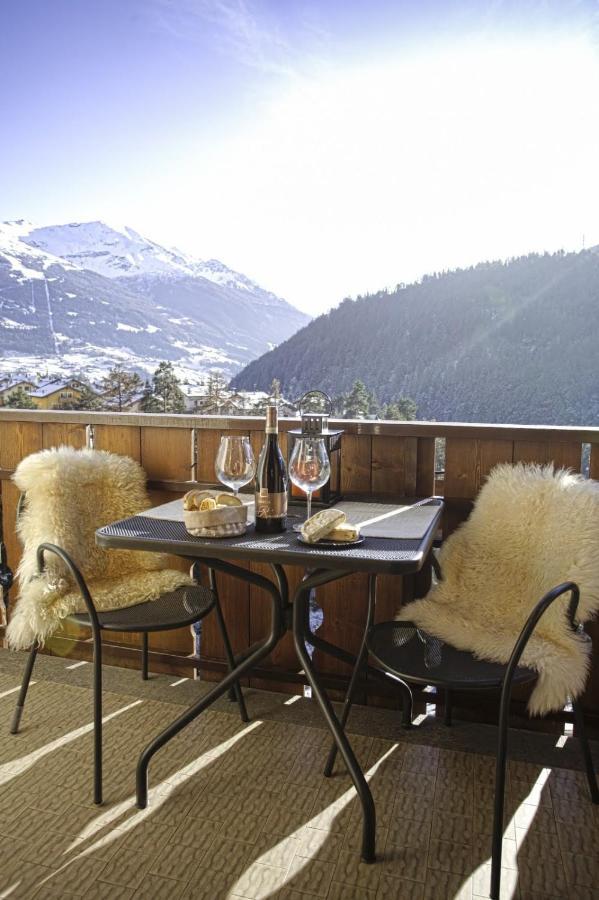 Apart-hotel House Erika Premadio
